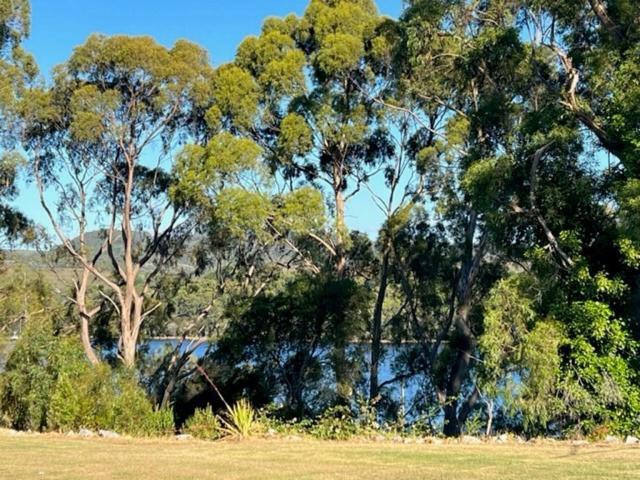 Glenaire Apartments At Frazer St Strahan Bagian luar foto